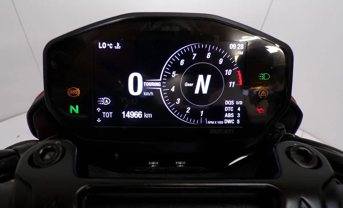 Ducati Hypermotard 950 (2022 - 25) (13)