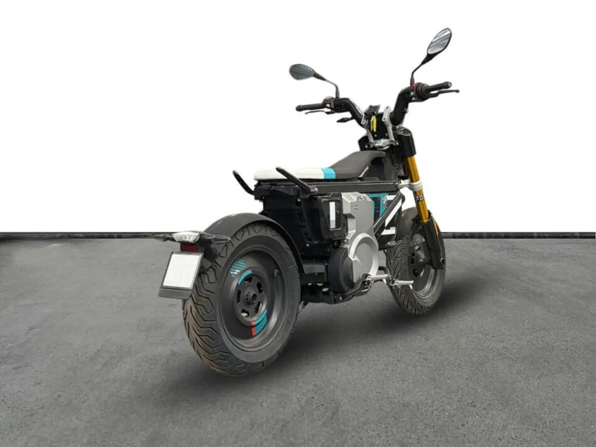 Bmw CE 02 (2024 - 26) (3)