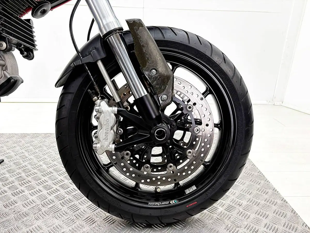 Ducati Hypermotard 796 (2012) (11)