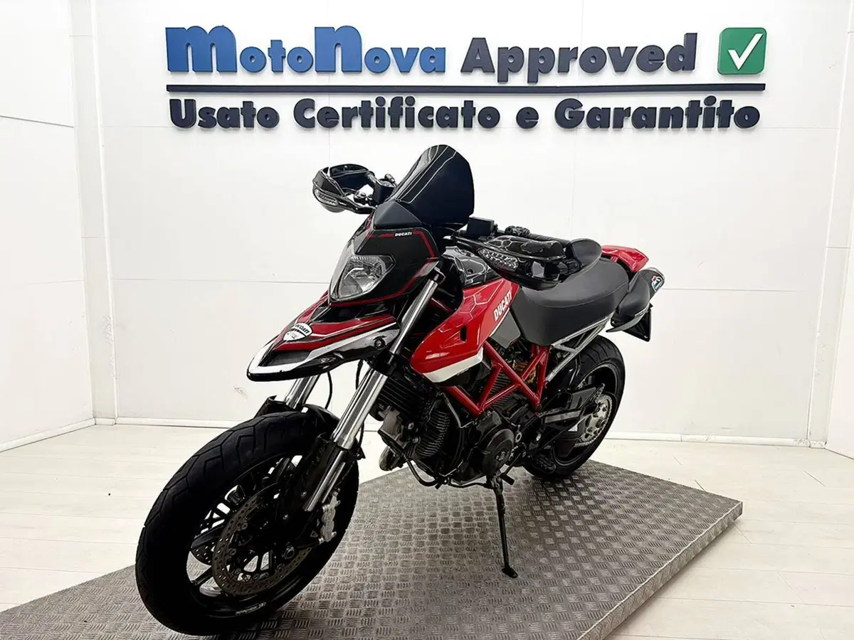 Ducati Hypermotard 796 (2012) (3)