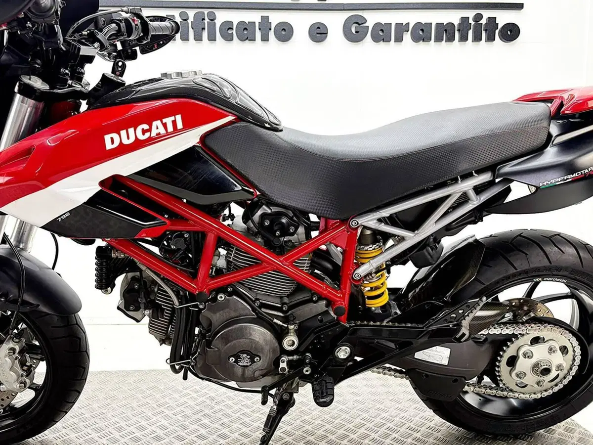 Ducati Hypermotard 796 (2012) (14)