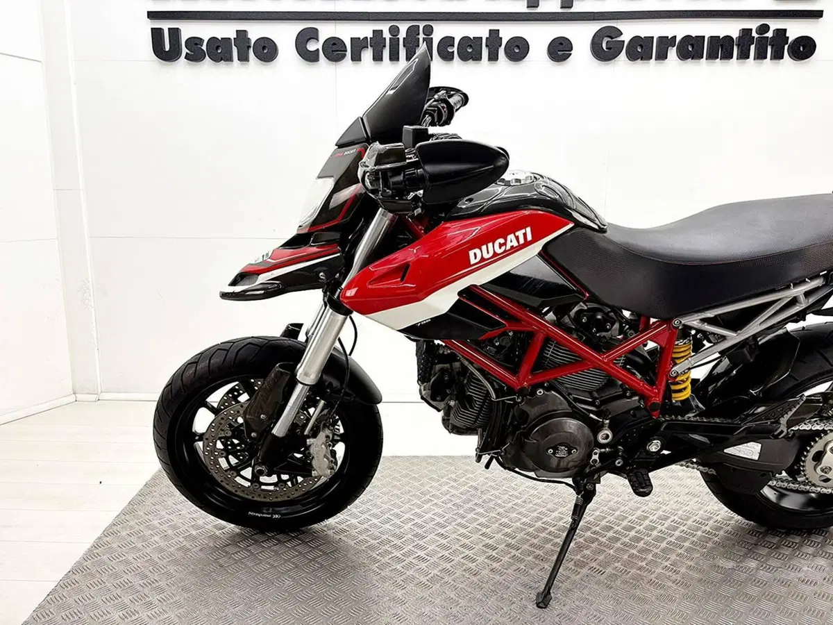 Ducati Hypermotard 796 (2012) (18)