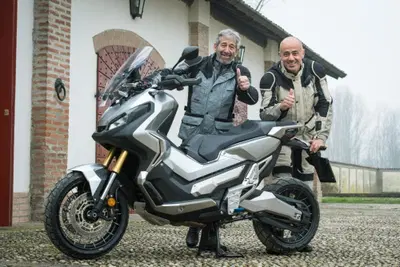 Amici di Moto.it, ciao a tutti e... DOVE ERAVAMO RIMASTI?