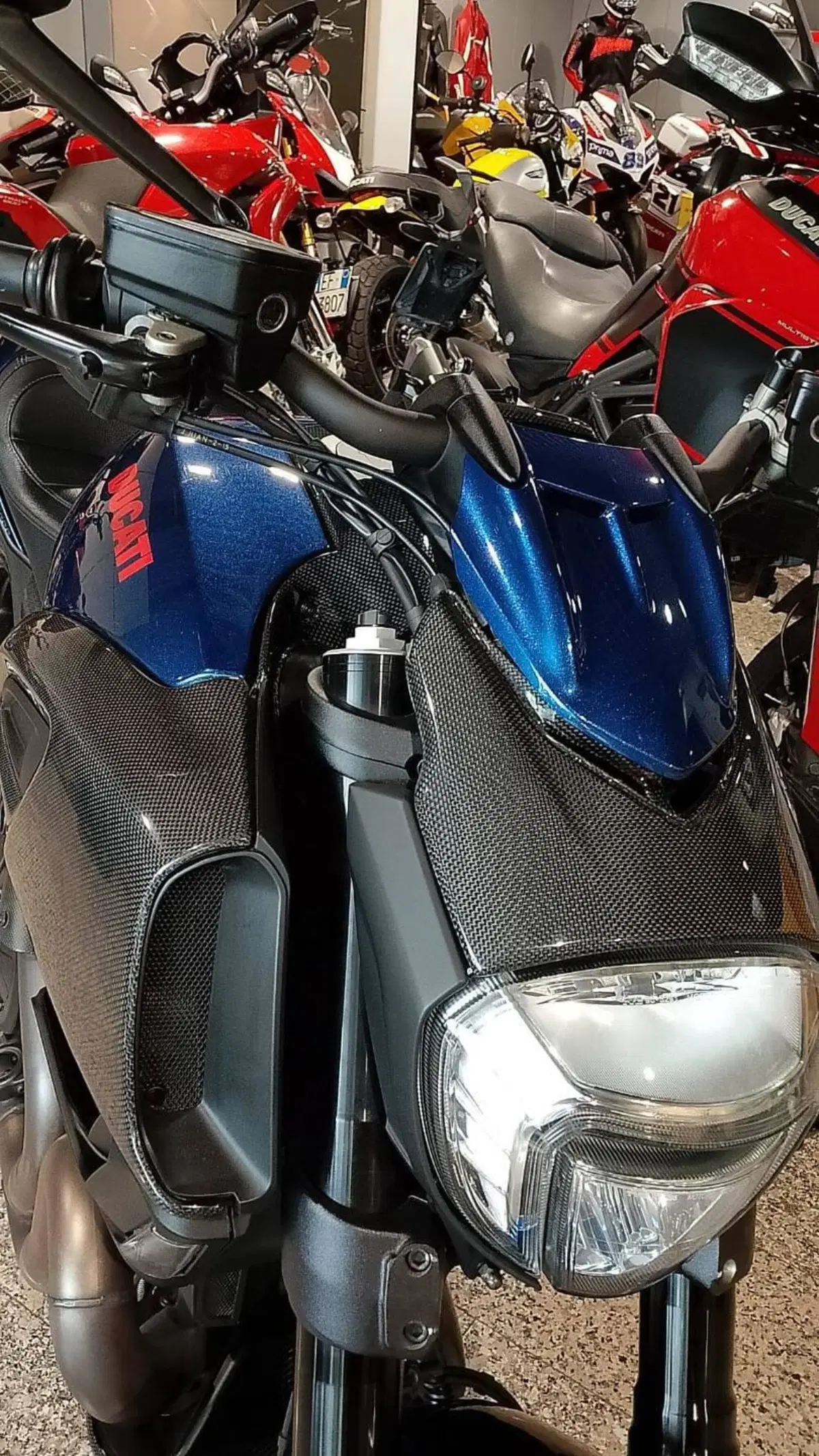 Ducati Diavel 1200 (2014 - 16) (6)