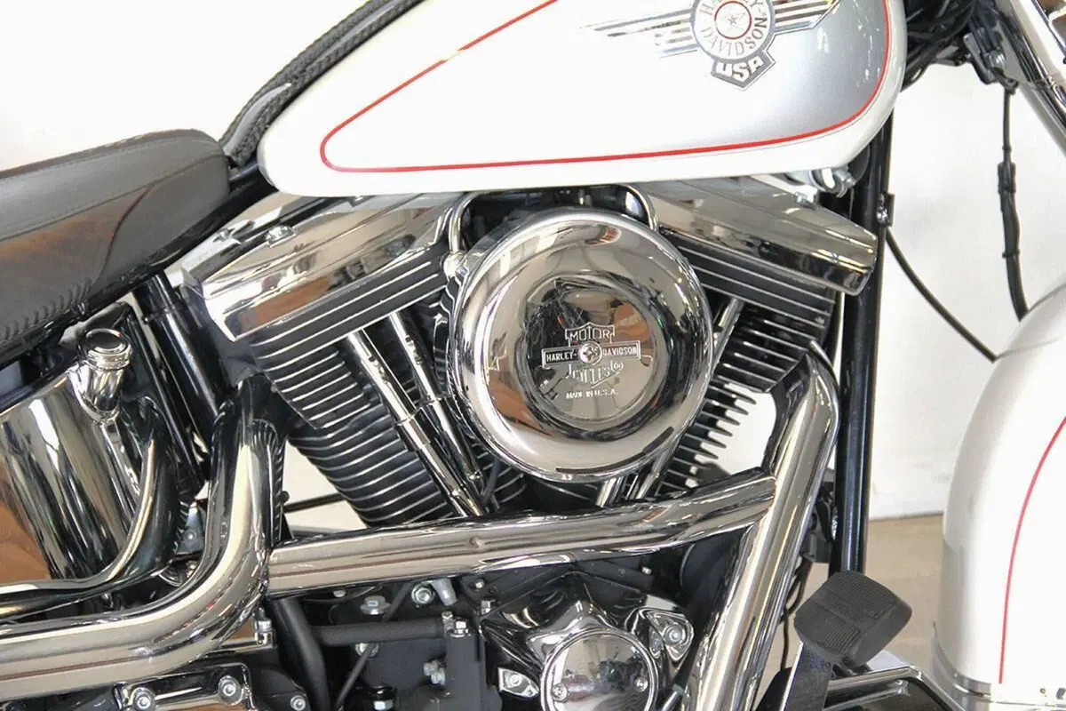 Harley-Davidson 1340 Heritage Classic (1984 - 98) - FLSTC (4)