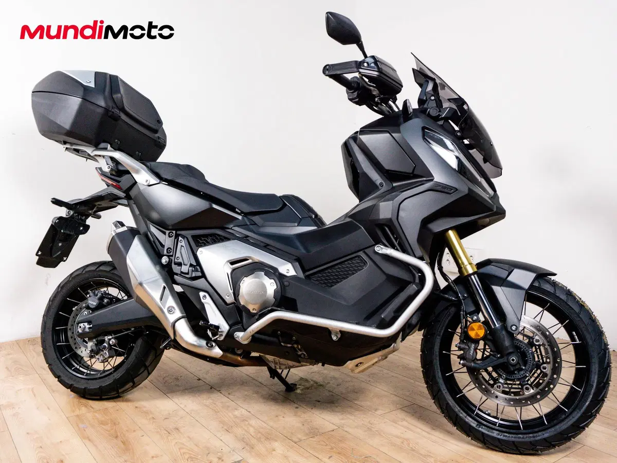 Honda X-ADV 750 (2017) (2)