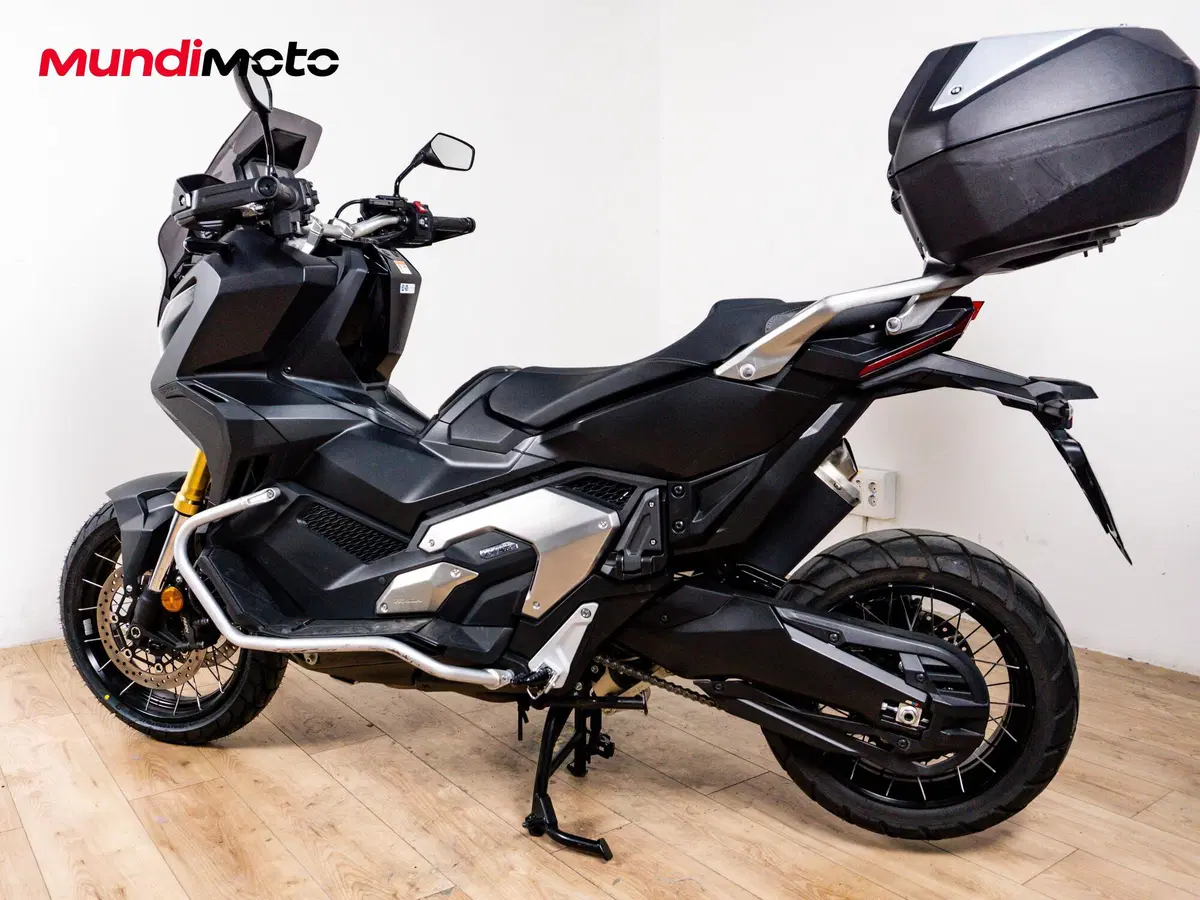 Honda X-ADV 750 (2017) (7)
