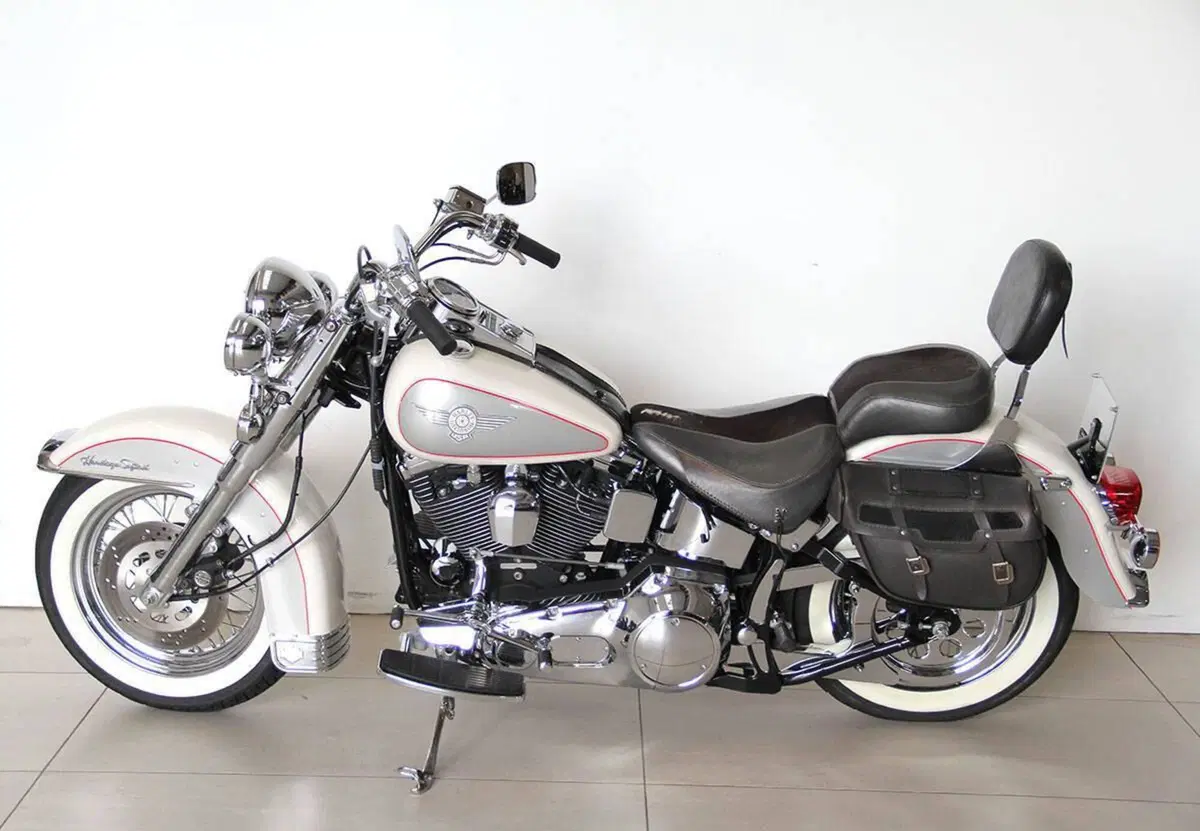 Harley-Davidson 1340 Heritage Classic (1984 - 98) - FLSTC (12)