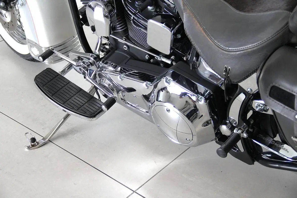 Harley-Davidson 1340 Heritage Classic (1984 - 98) - FLSTC (14)
