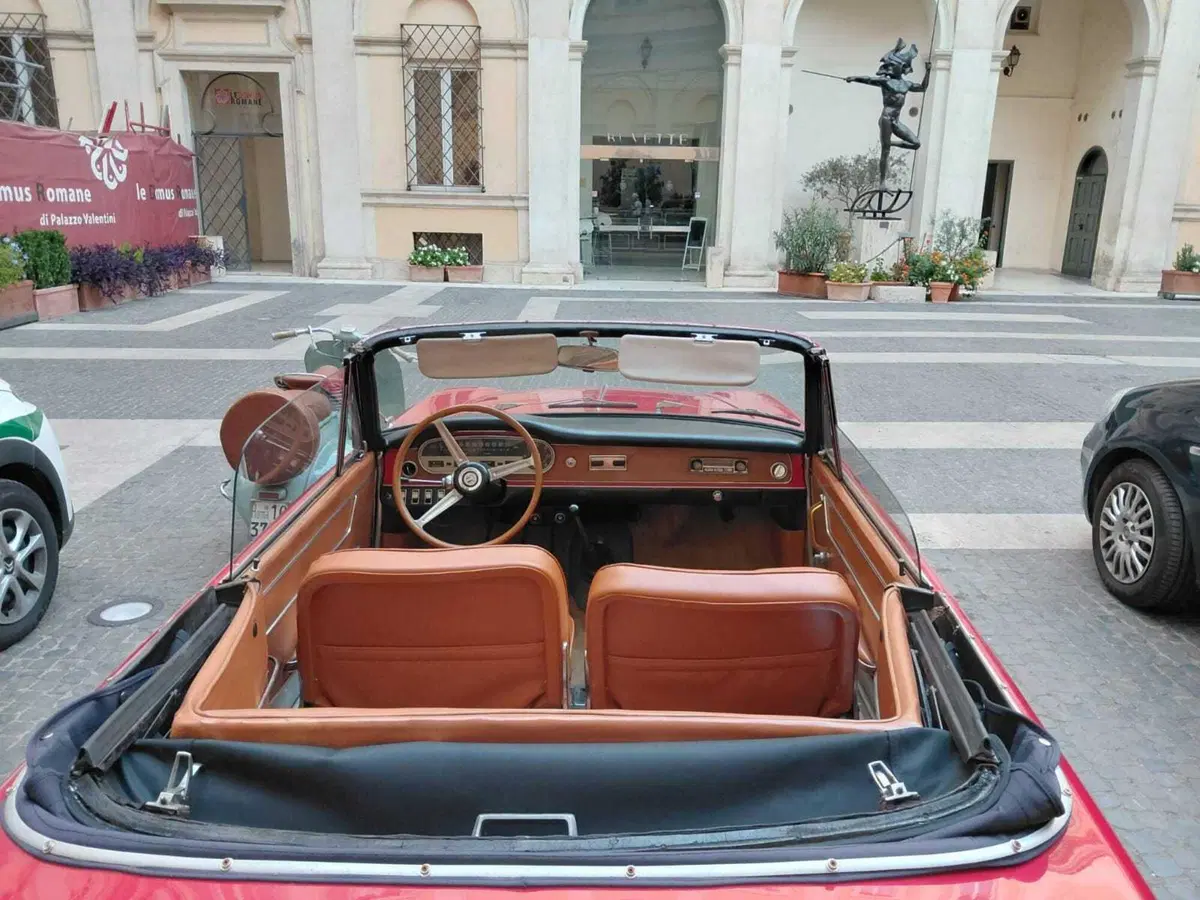 Roma: ecco Millennium Expo, mostra-scambio di auto, moto e ricambi d'epoca (5)