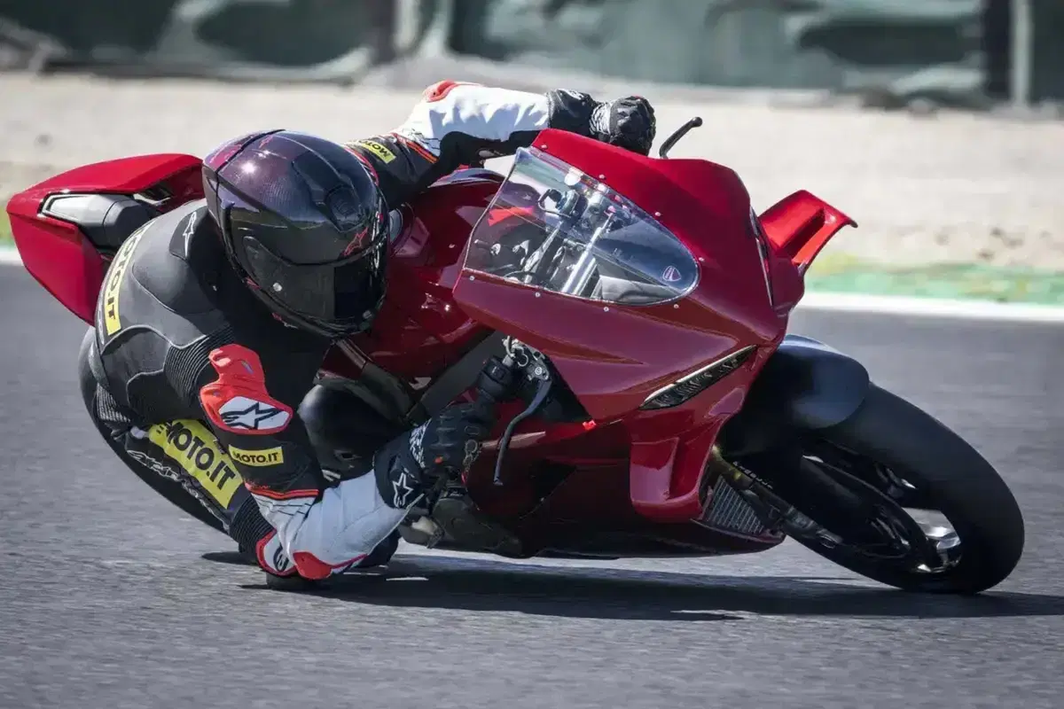 Ducati rimane di Volkswagen: niente cessione almeno per i prossimi tre anni [GALLERY] (5)