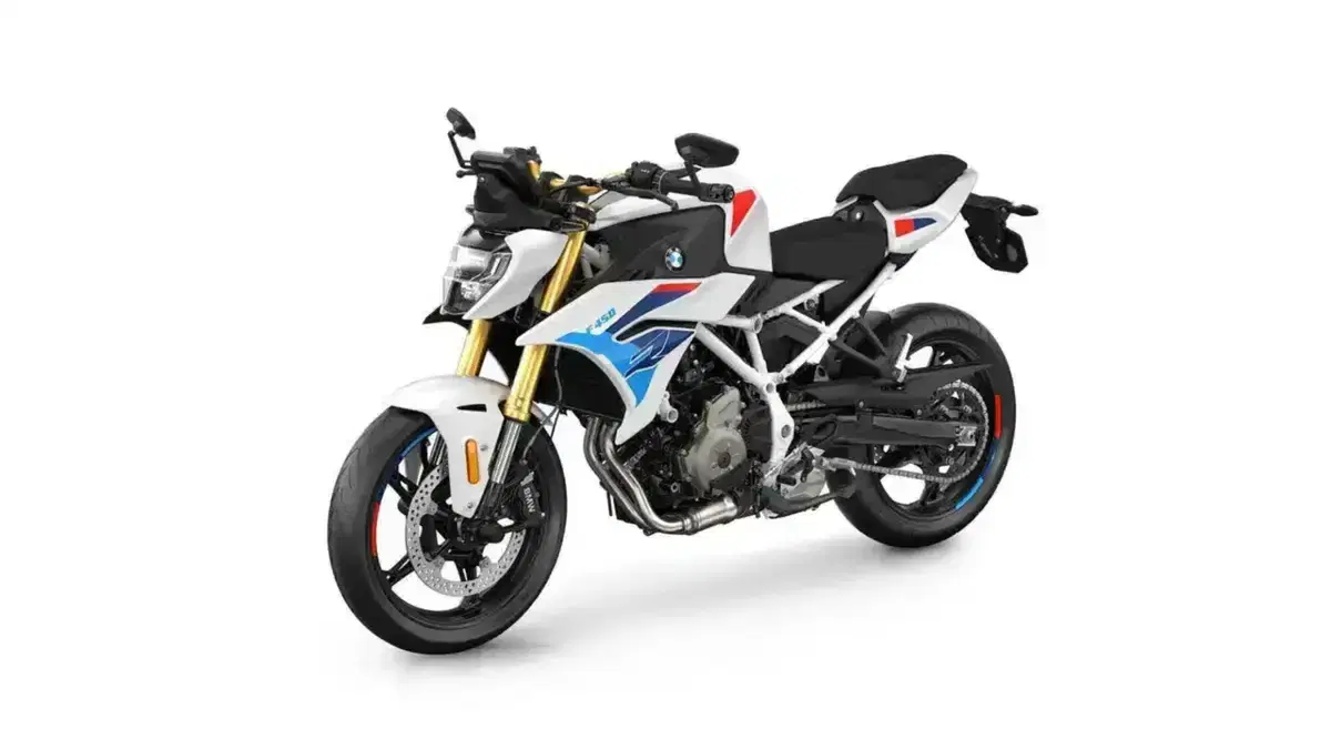 Nuova BMW F 450 RR: la sportiva per patente A2 debutta il 15 ottobre [GALLERY] (2)