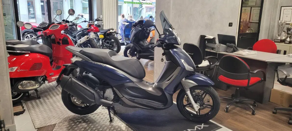 Piaggio Beverly 350 S ABS (2019 - 20) (3)