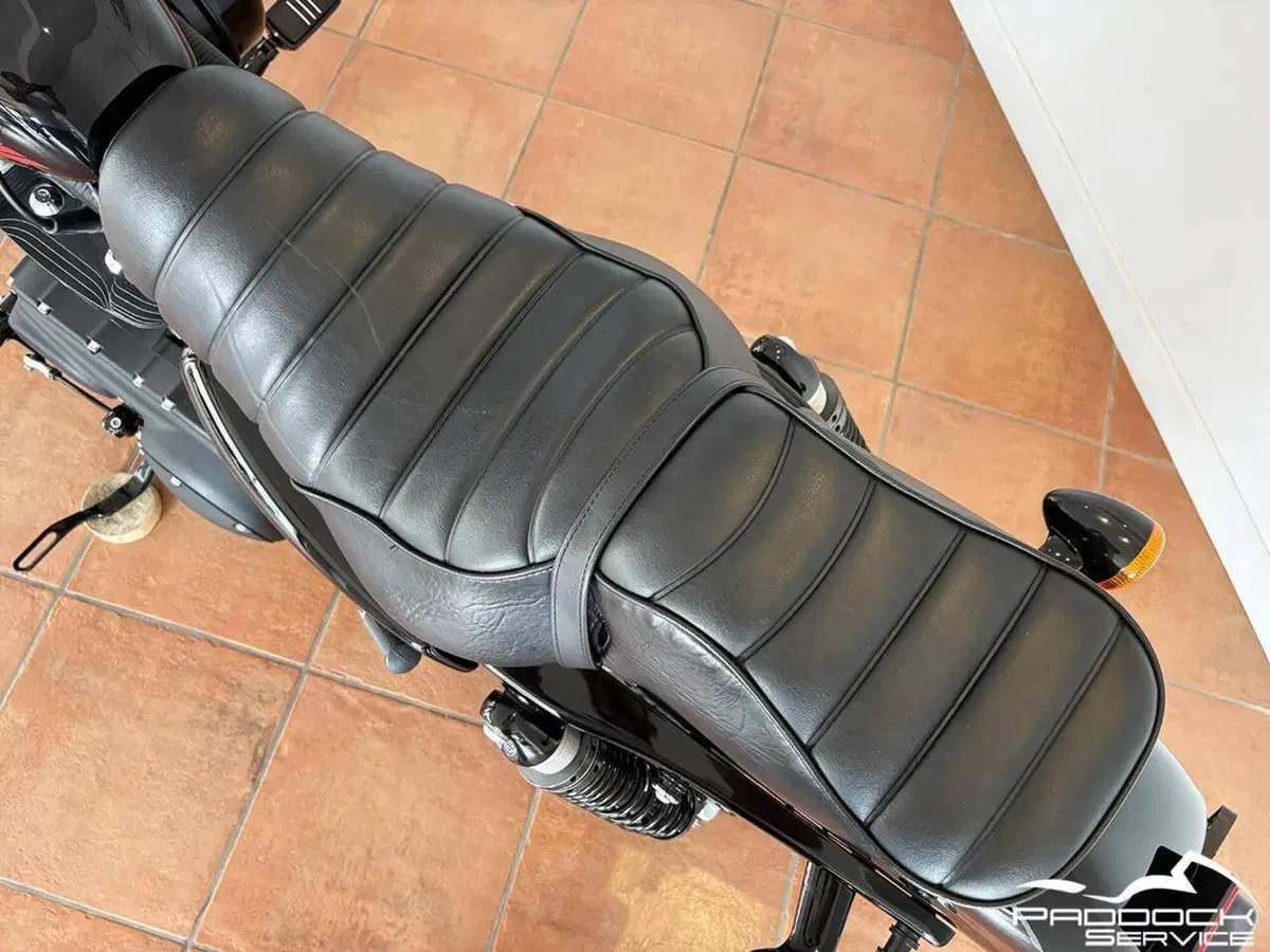 Harley-Davidson 1200 Iron (2018 - 20) - XL1200N (10)