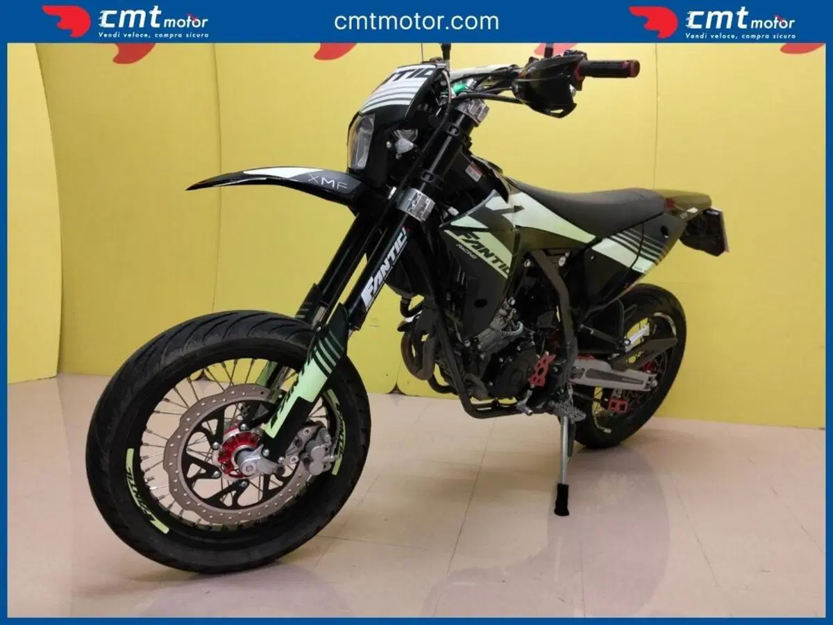 Fantic Motor XMF 125 Motard Performance 4T (2023 - 24) (2)