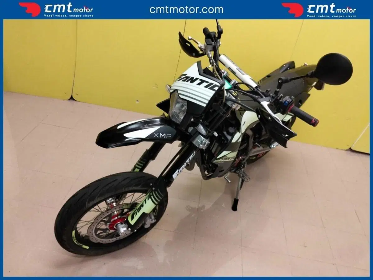 Fantic Motor XMF 125 Motard Performance 4T (2023 - 24) (11)