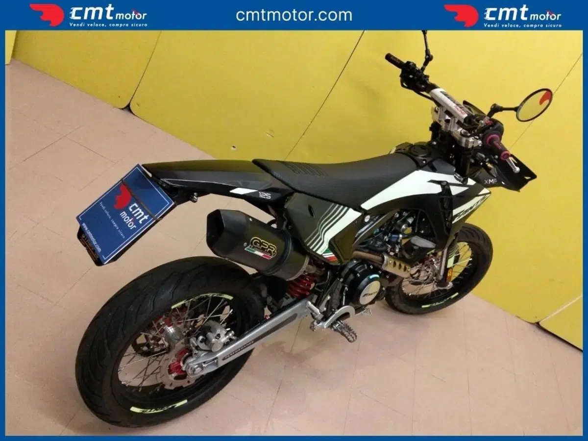 Fantic Motor XMF 125 Motard Performance 4T (2023 - 24) (14)