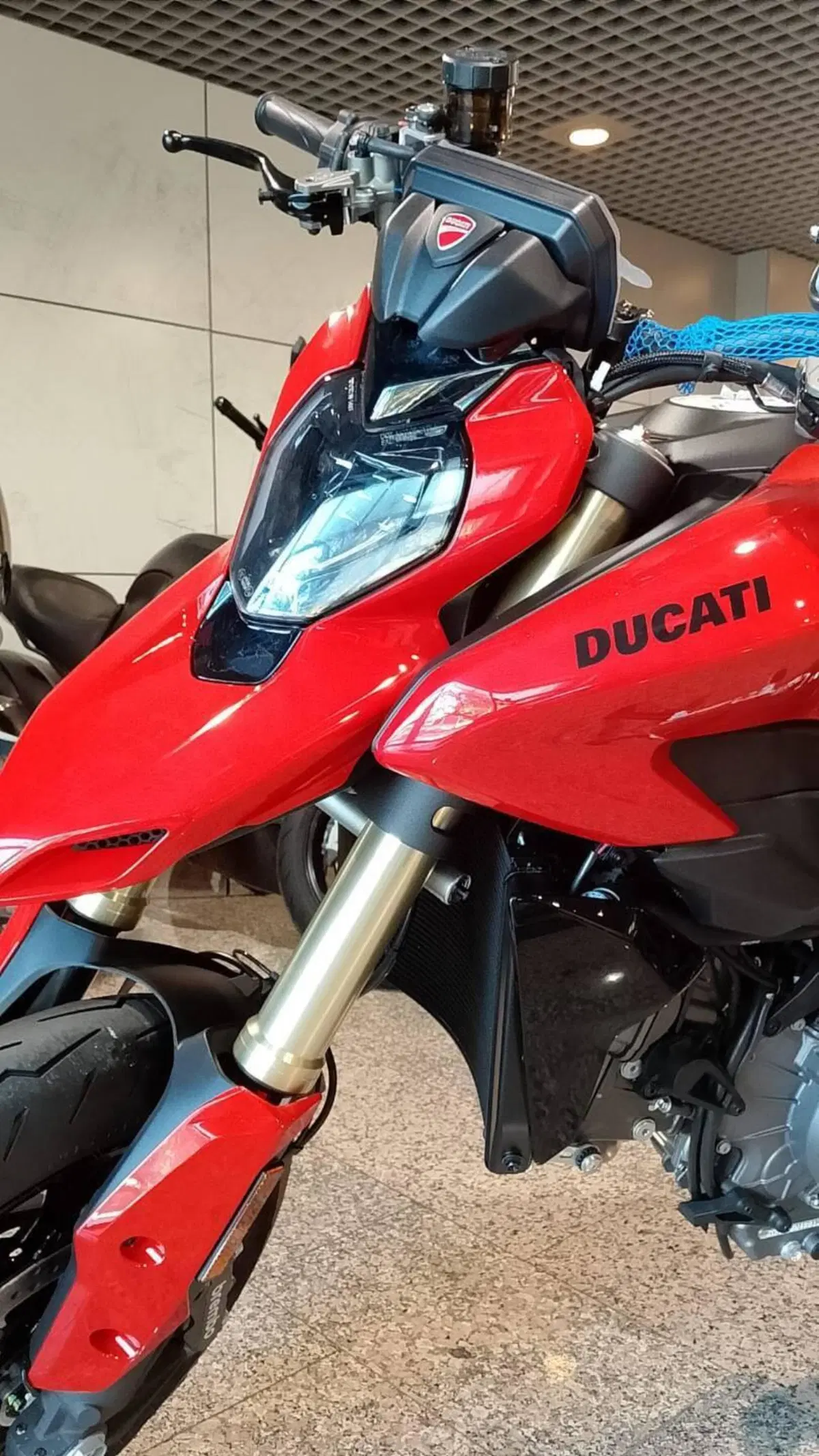 Ducati Hypermotard V2 (2026) (2)