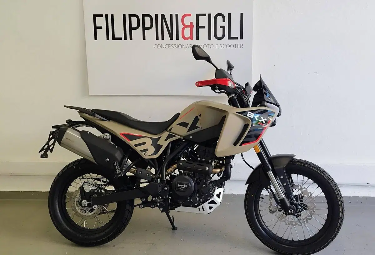 Benelli BKX 300 (2026)