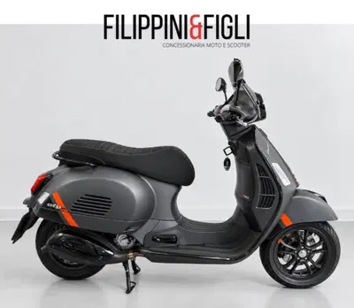 Vespa GTS 300 Super Sport (2023 - 24) usata