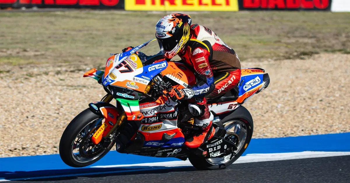 SBK 2026. GP del Portogallo. Prove libere: Bulega precede Surra e Lecuona