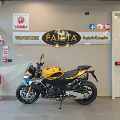 Aprilia Tuono V4 (2025 - 26) usata