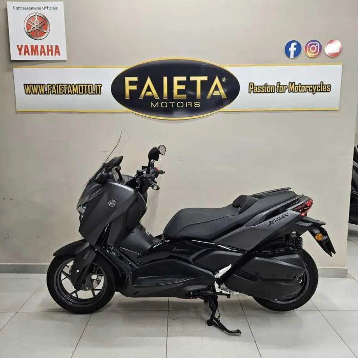 Yamaha X-Max 300 Tech Max (2025 - 26)