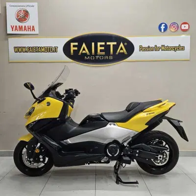 Yamaha T-Max 560 (2022 - 24) usata