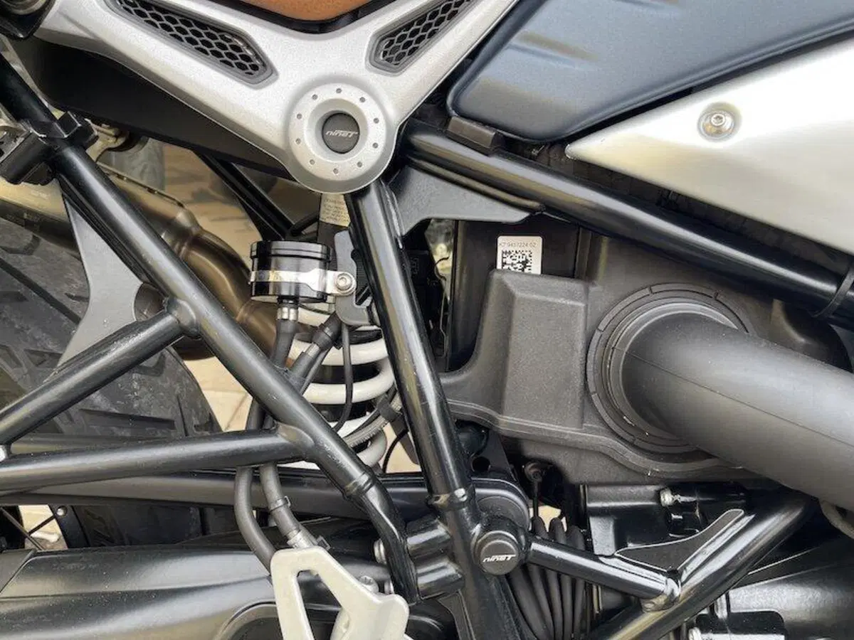 Bmw R nineT 1200 Scrambler (2016 - 20) (6)