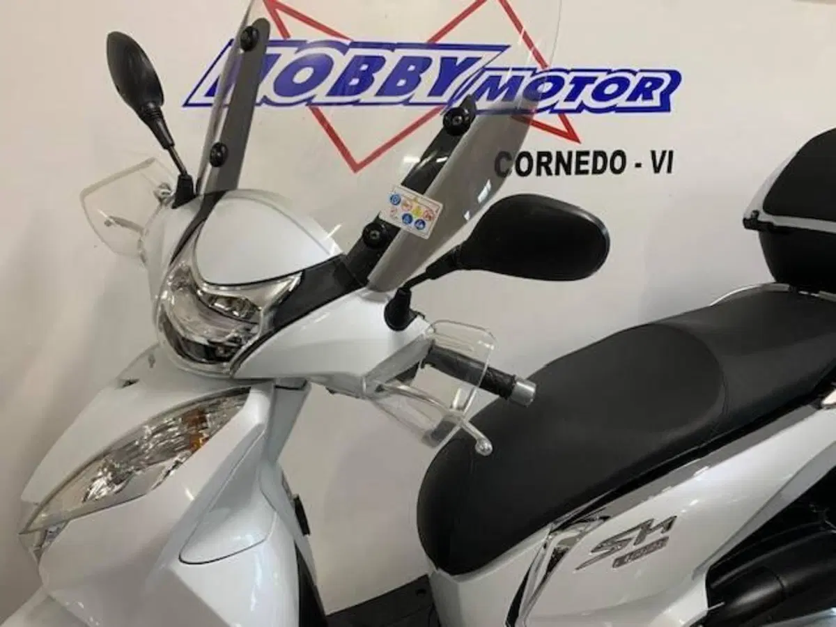 Honda SH 300 i ABS (2016 - 20) (5)