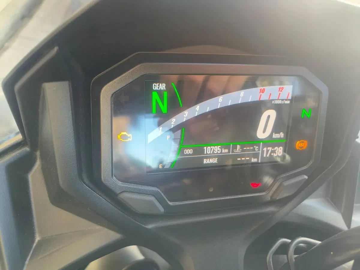 Kawasaki Ninja 650 (2021 - 24) (6)