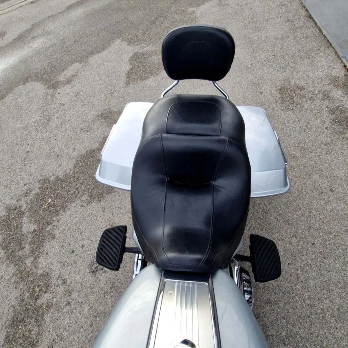 Harley-Davidson 103 Road King Classic (2011 - 13) - FLHRC (14)