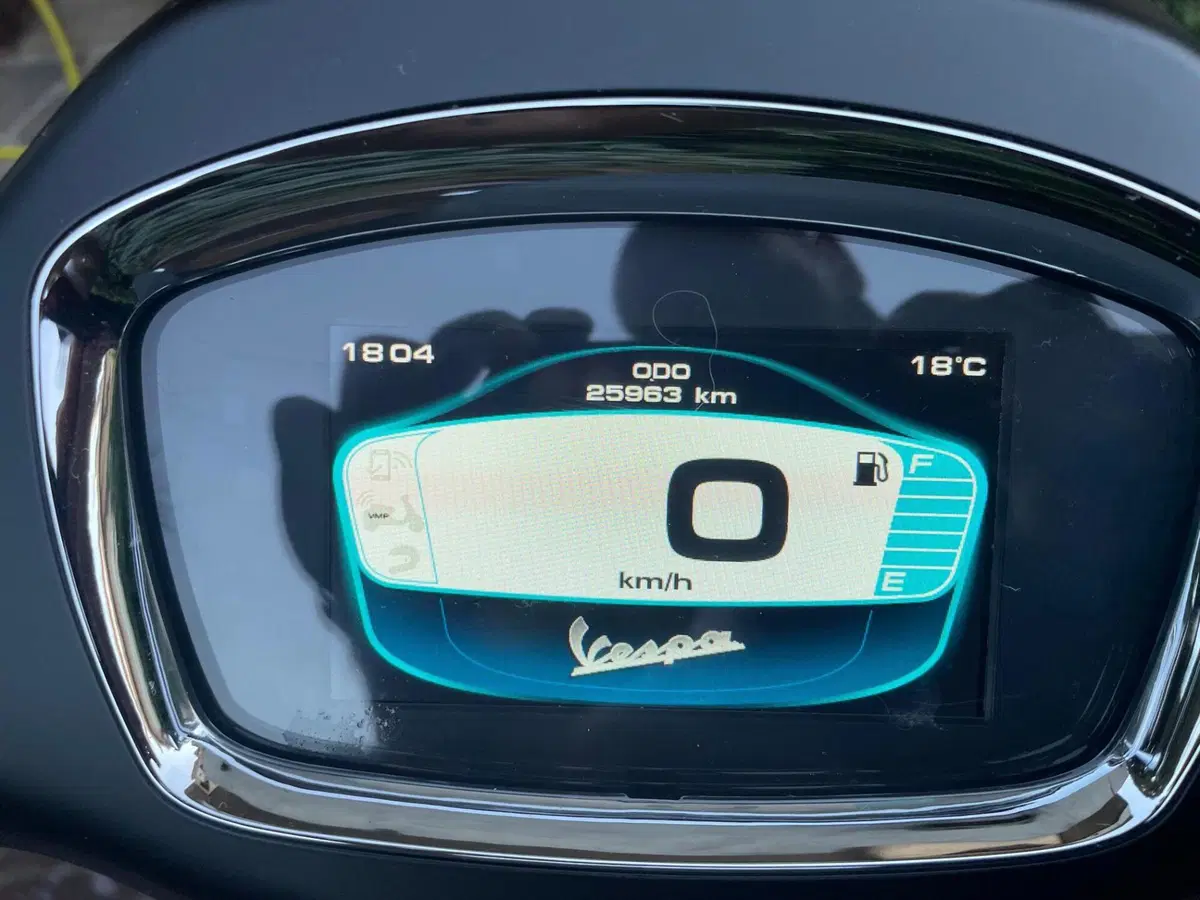 Vespa Sprint 150 3V Sport ie ABS (2021 - 22) (2)