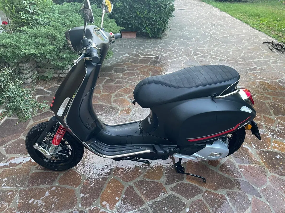 Vespa Sprint 150 3V Sport ie ABS (2021 - 22) (4)