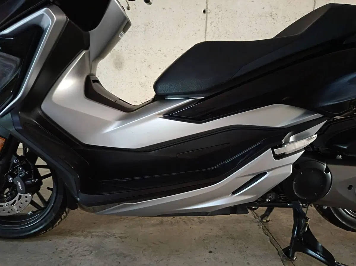 Honda Forza 300 Deluxe ABS (2018 - 20) (8)