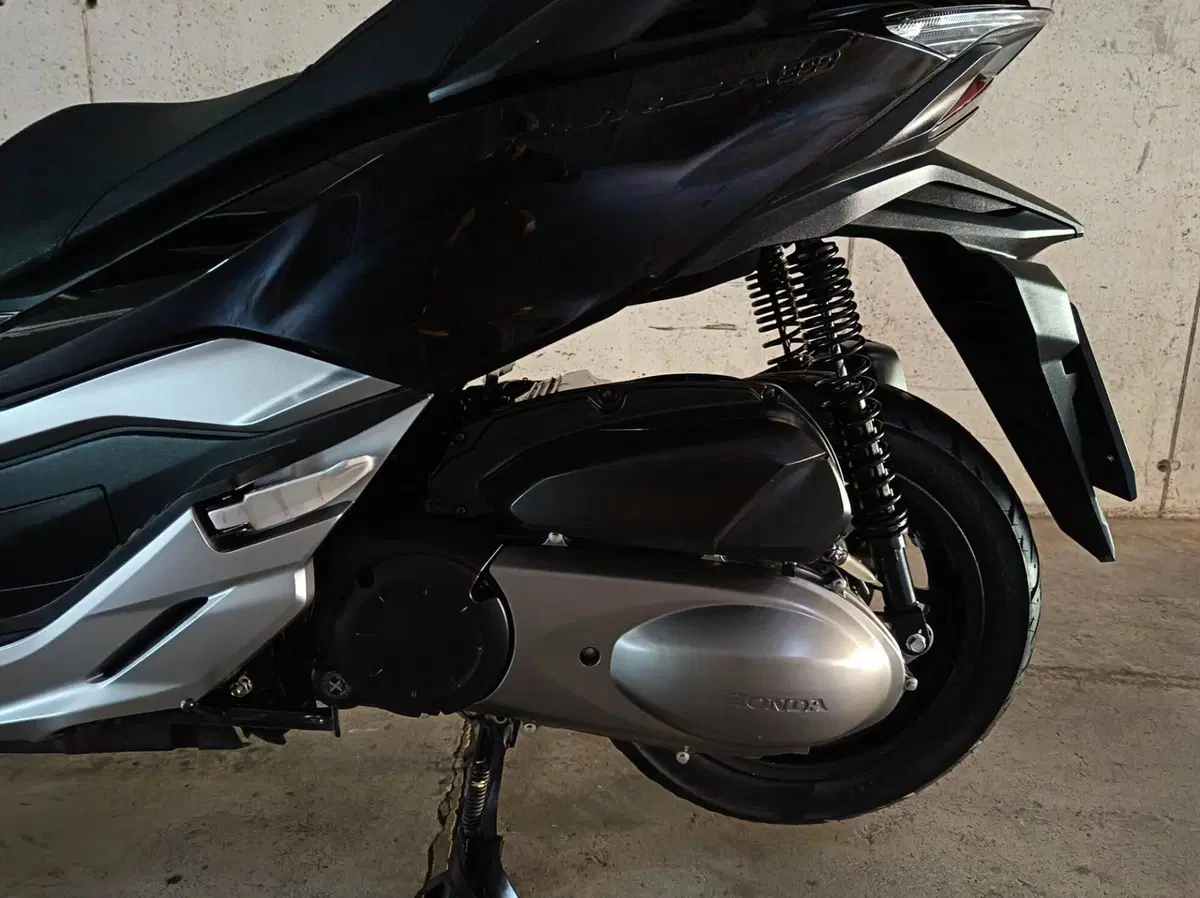 Honda Forza 300 Deluxe ABS (2018 - 20) (9)