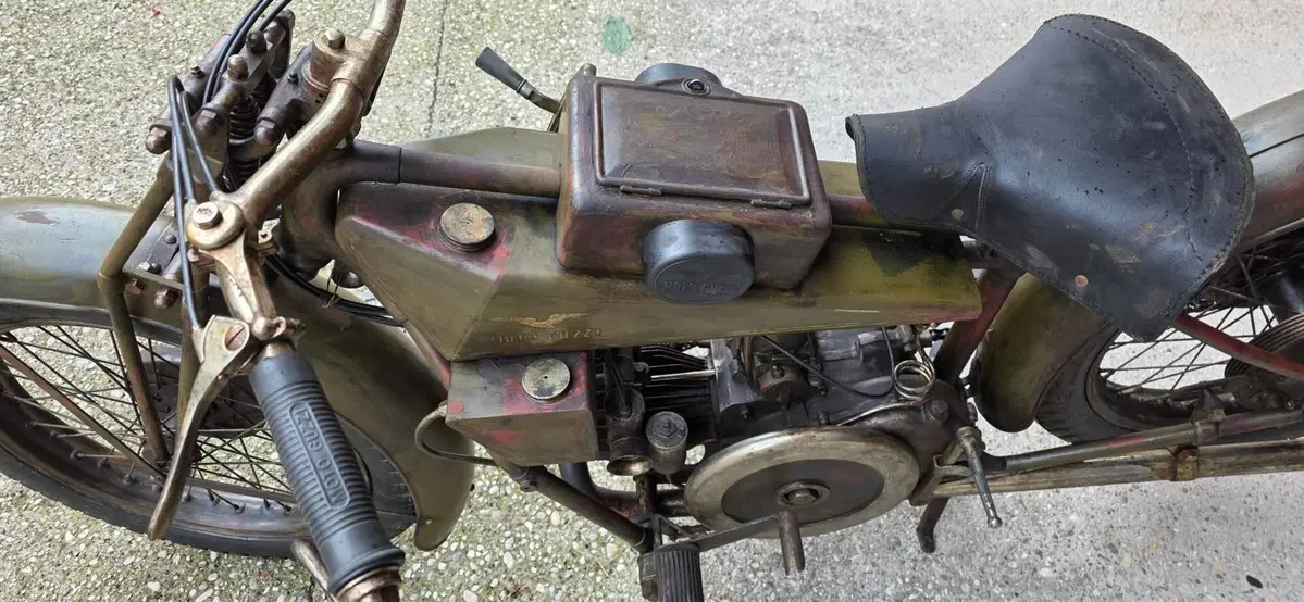 Moto Guzzi SPORT 13 (3)