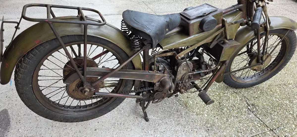 Moto Guzzi SPORT 13 (10)