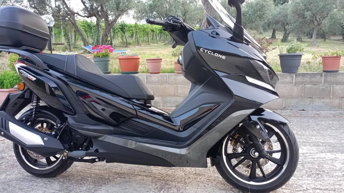Cyclone RT3S (2025 - 26)