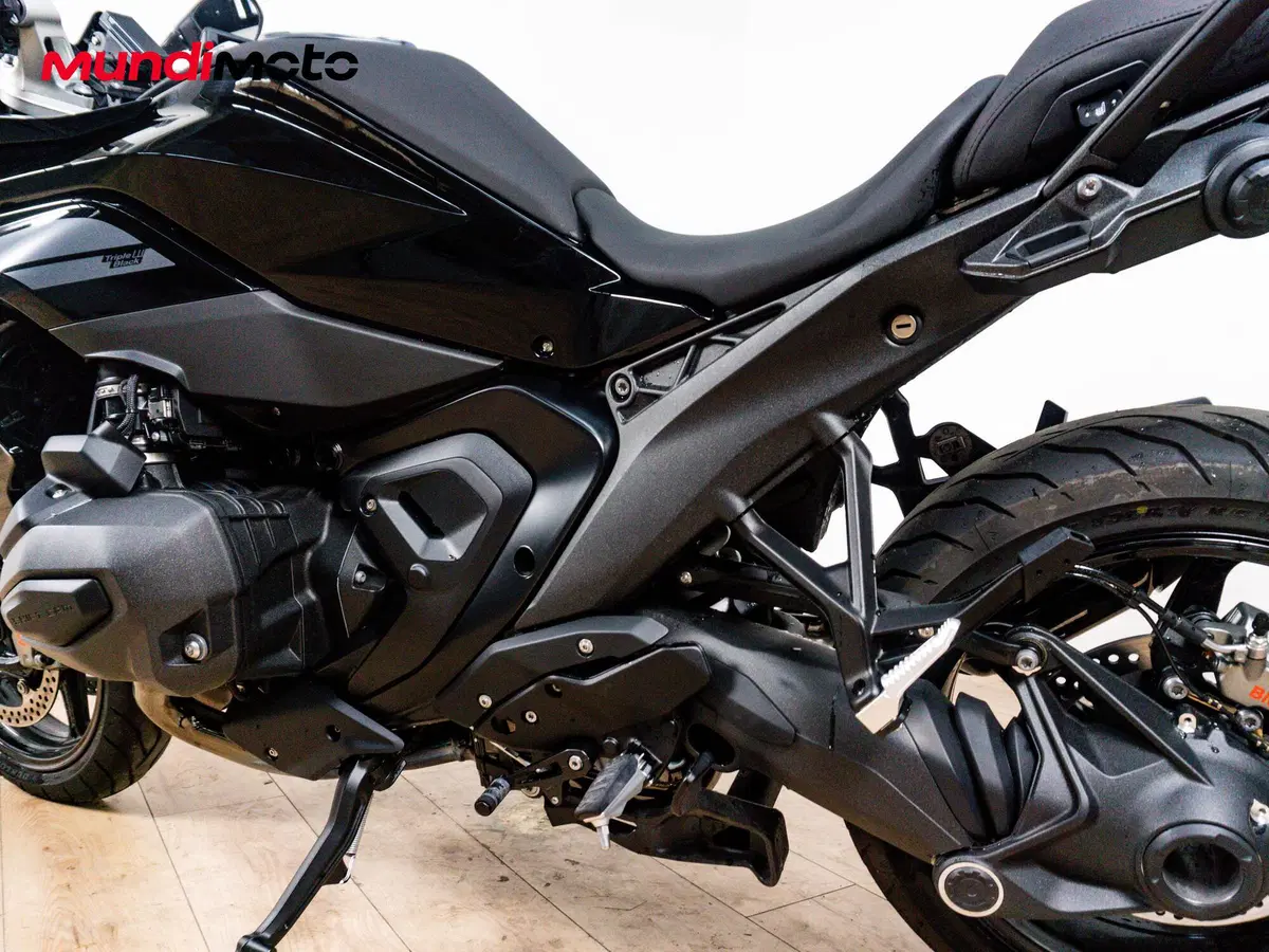 Bmw R 1300 RS (2026) (10)