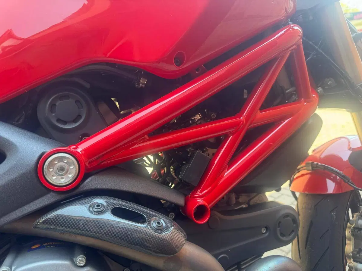 Ducati Monster 1100 Evo ABS (2011 - 13) (8)