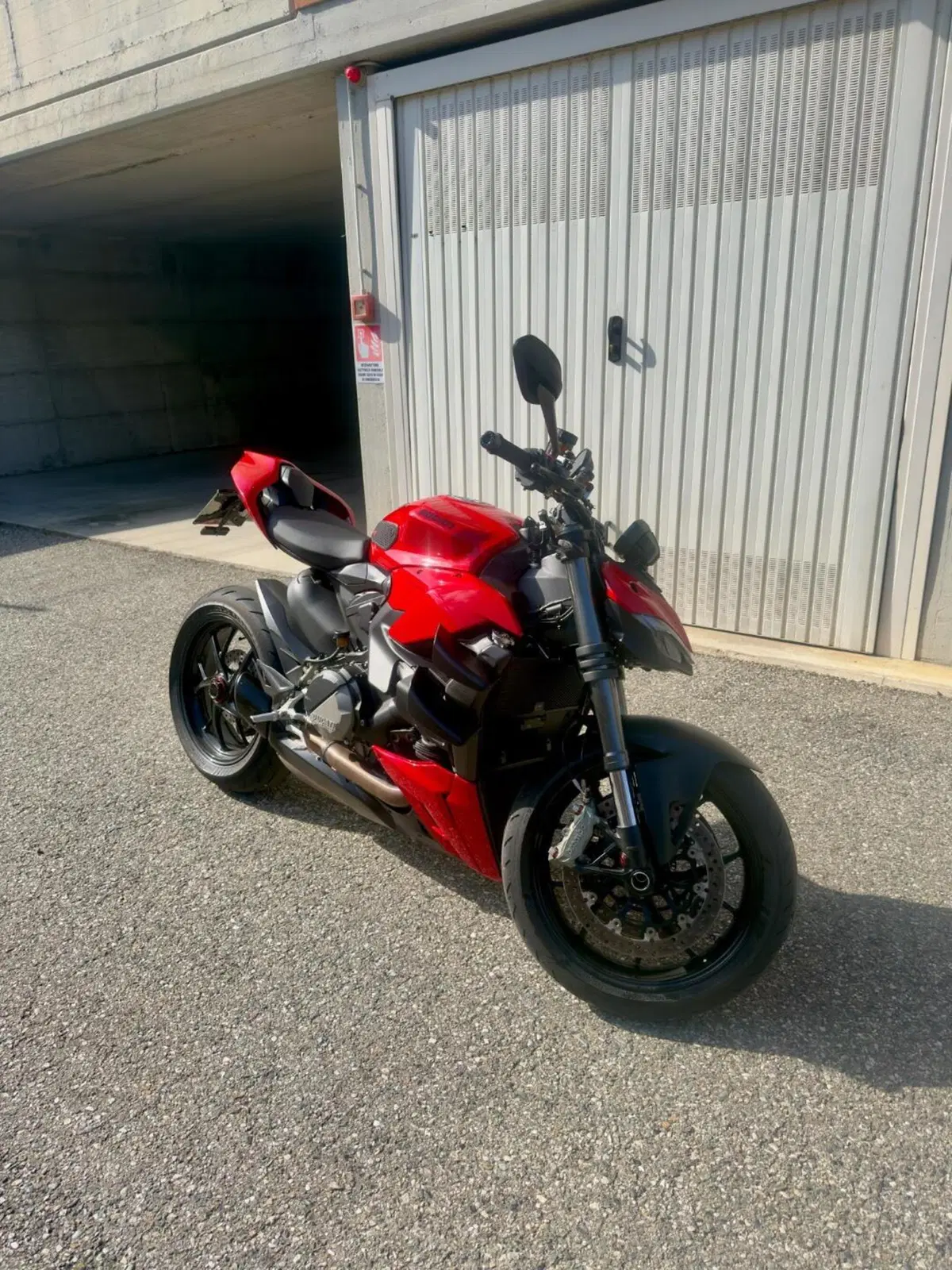 Ducati Streetfighter V2 (2022 - 24) (5)