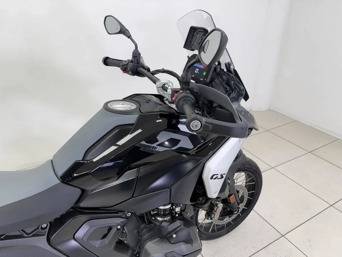 Bmw R 1300 GS ASA (2024 - 26) (8)