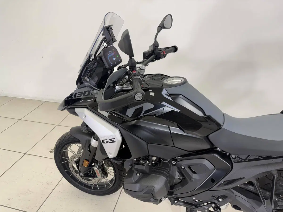 Bmw R 1300 GS ASA (2024 - 26) (16)