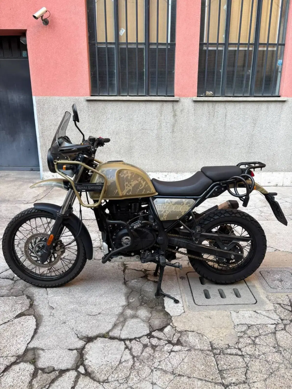 Royal Enfield Himalayan 411 (2021 - 24) (2)