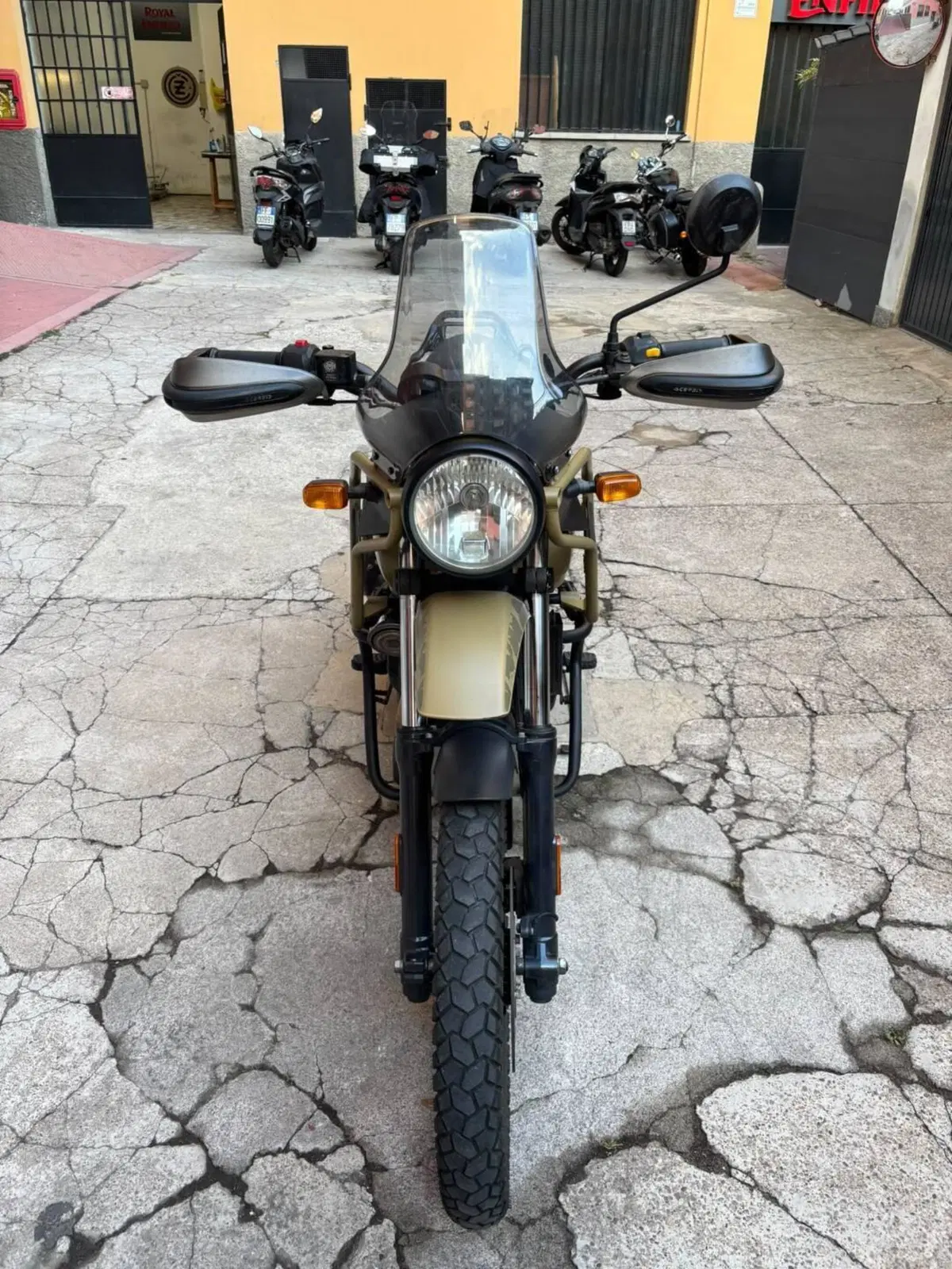 Royal Enfield Himalayan 411 (2021 - 24) (5)