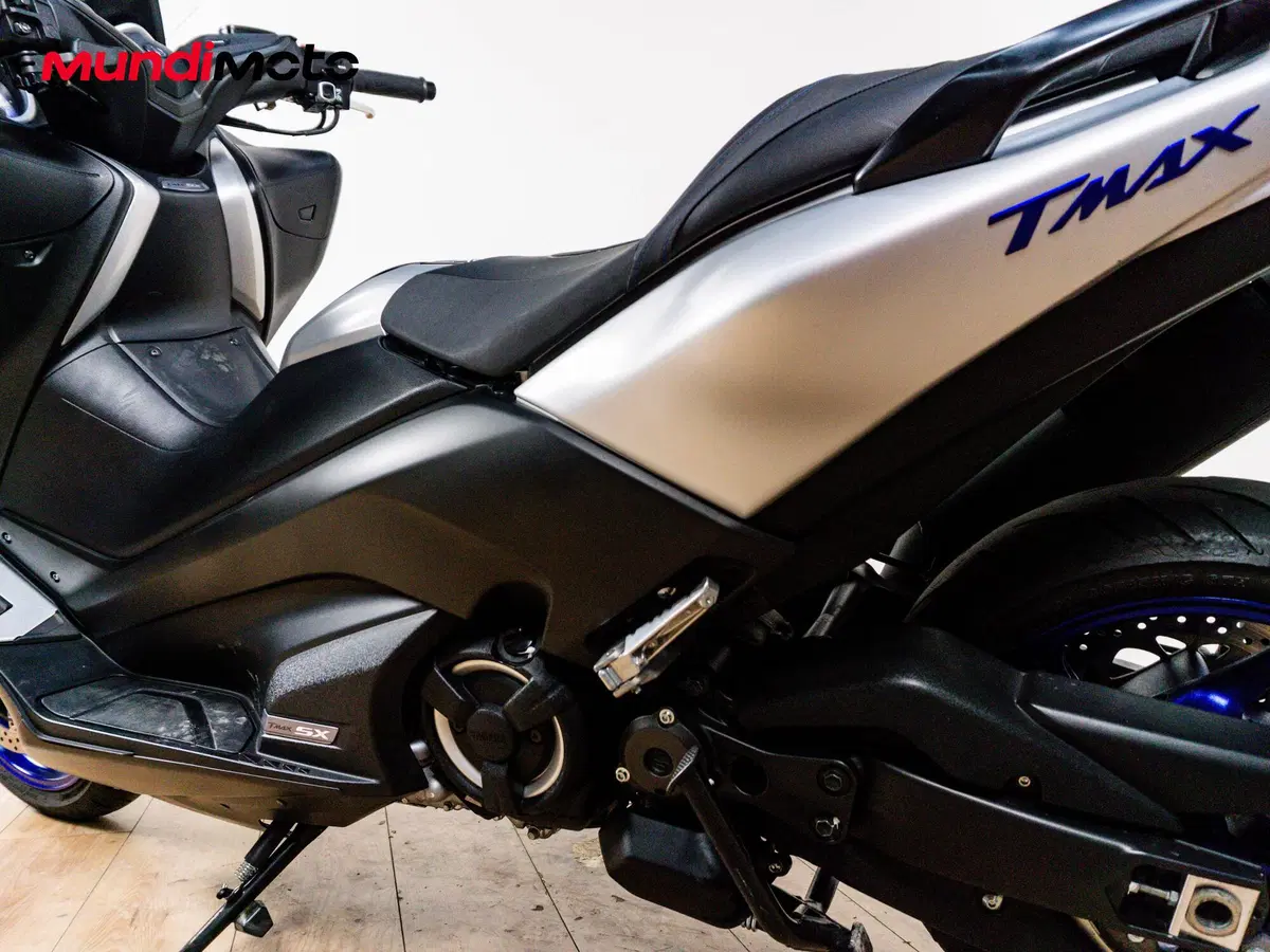 Yamaha T-Max 530 SX (2017 - 19) (10)