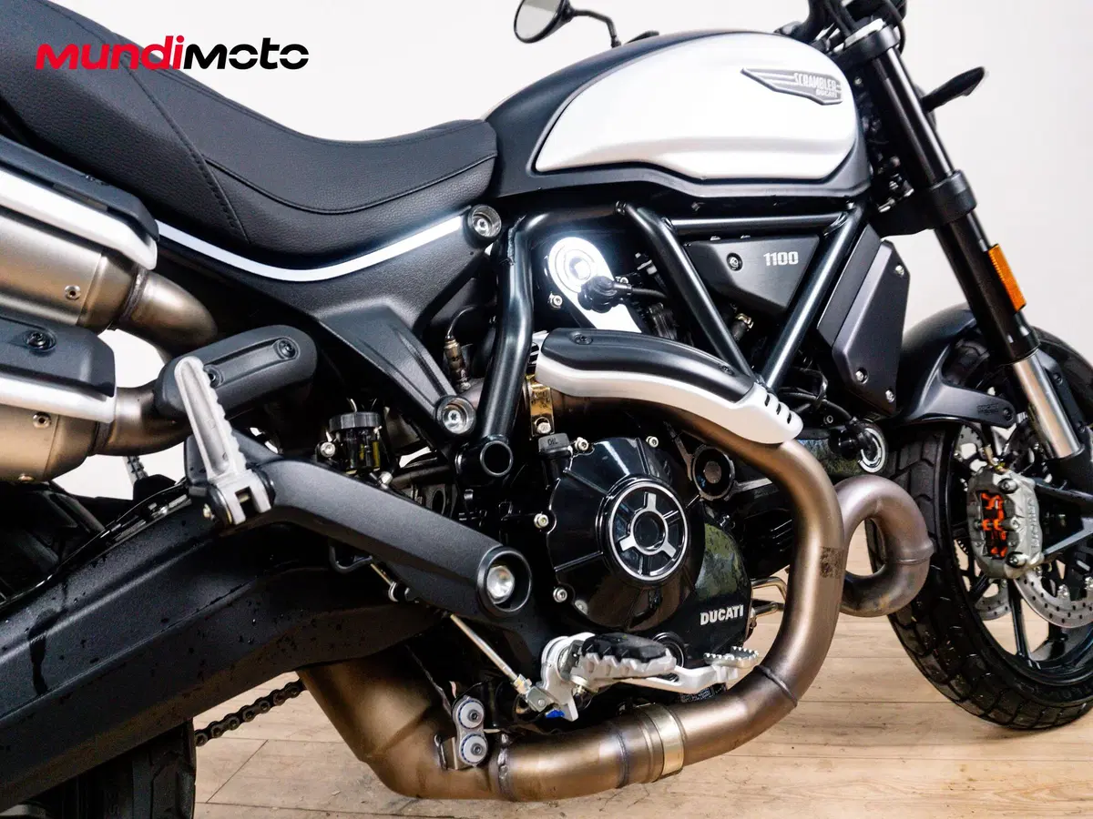 Ducati Scrambler 1100 Dark Pro (2020 - 24) (4)