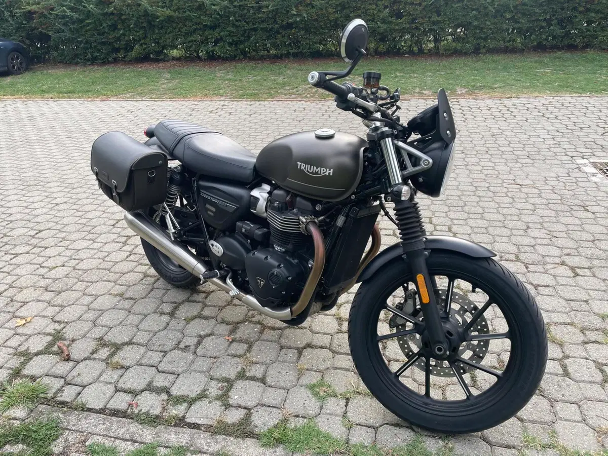 Triumph Speed Twin 900 (2023 - 24)