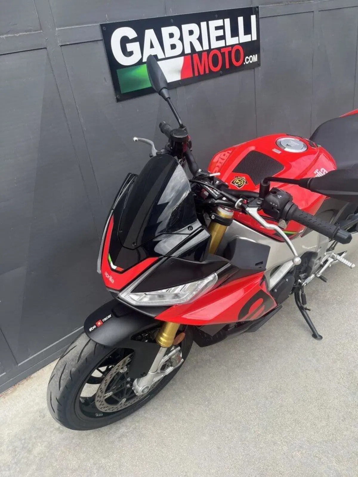 Aprilia Tuono V4 (2021 - 24) (2)